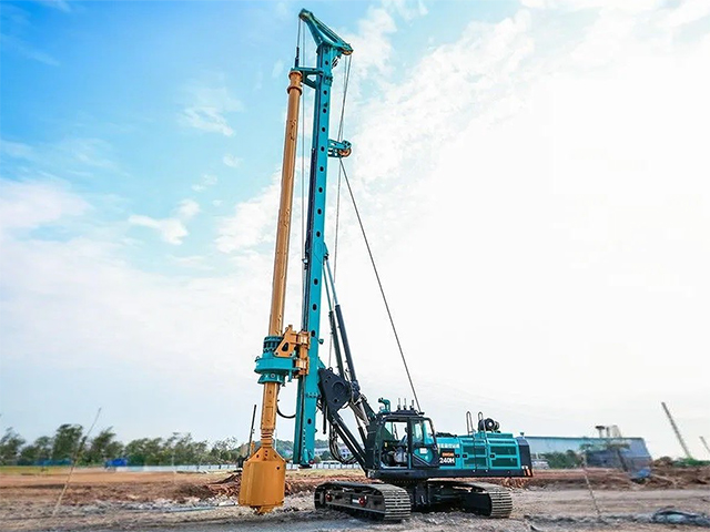 Роторная буровая установка SUNWARD SWDM240H