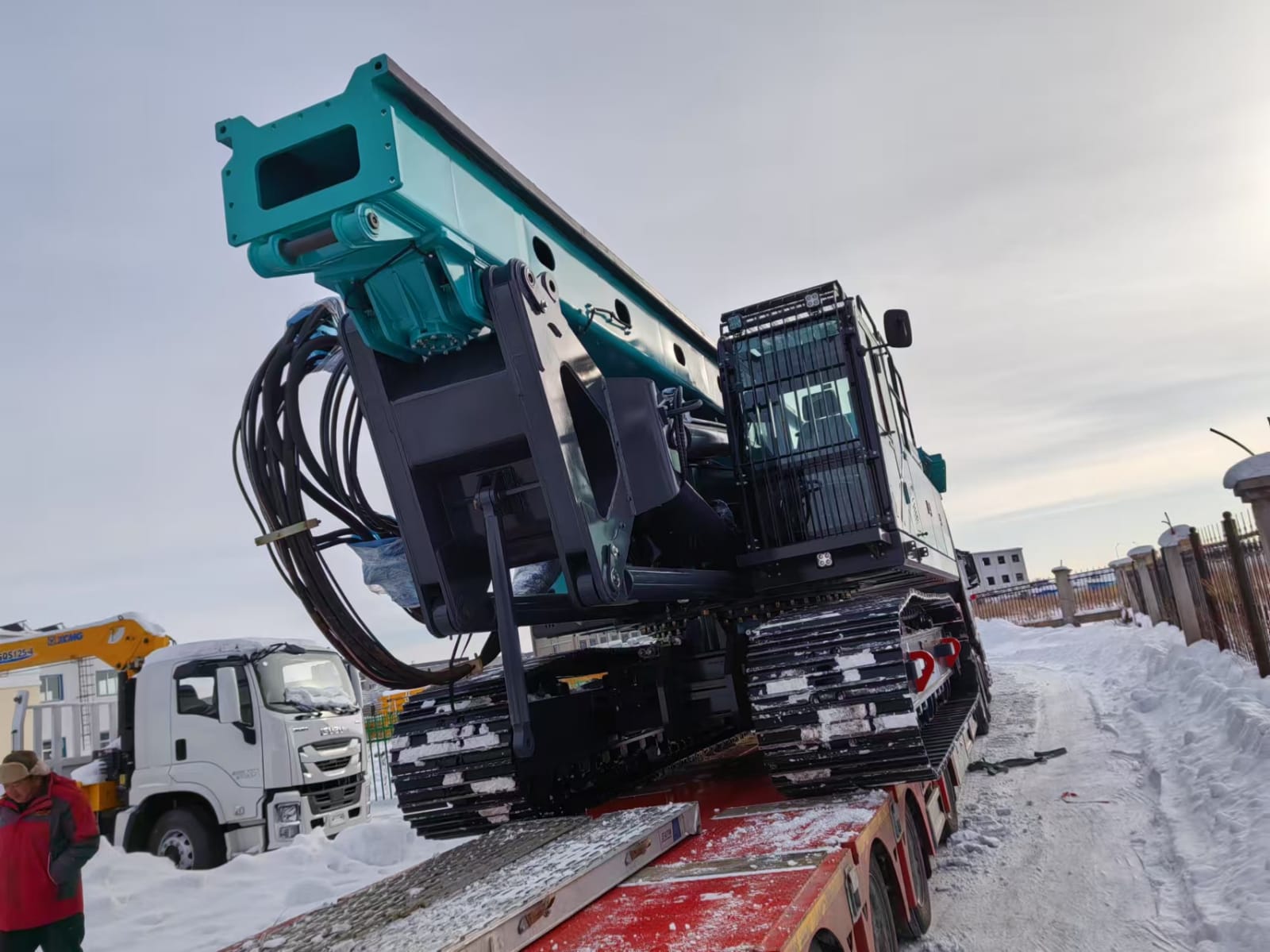 Роторная буровая установка SUNWARD SWDM 240 H-1