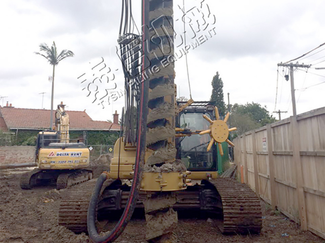 Фото №2: Роторная буровая установка TYSiM KR125M