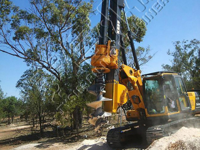 Фото №3: Роторная буровая установка TYSiM KR80A