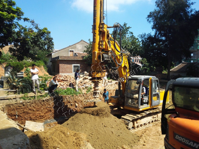 Фото №8: Роторная буровая установка TYSiM KR50A