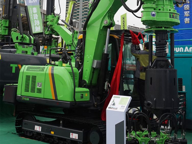 Фото №4: Роторная буровая установка TYSiM KR40A