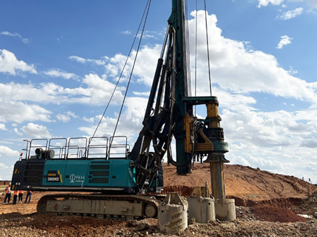 Фото №5: Роторная буровая установка SUNWARD SWDM360H3