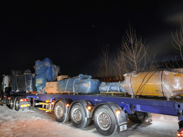 Фото №3: Роторная буровая установка SUNWARD SWDM 240 H-1