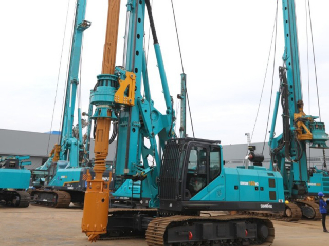 Фото №7: Роторная буровая установка SUNWARD SWDM160H2