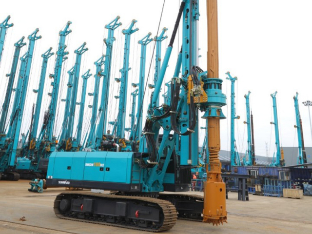 Фото №6: Роторная буровая установка SUNWARD SWDM160H2