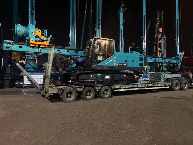 Фото №9: Роторная буровая установка SUNWARD SWDM160A