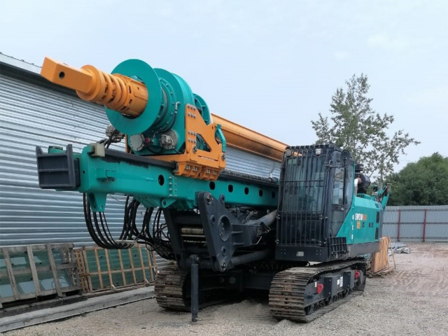 Фото №2: Роторная буровая установка SUNWARD SWDM160