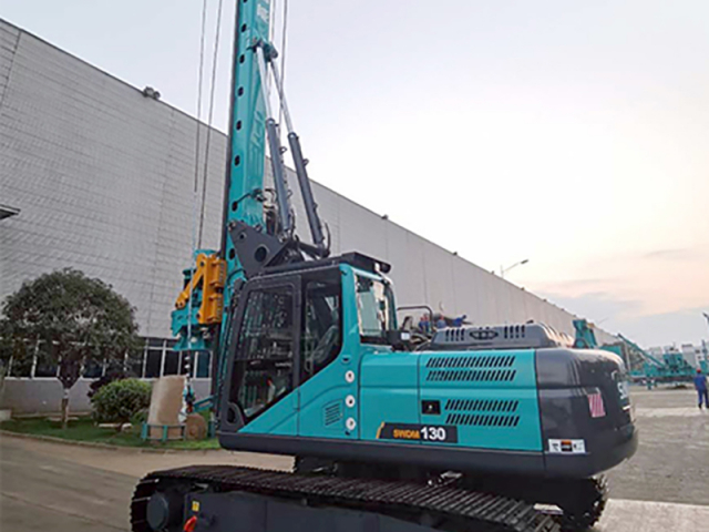 Фото №6: Роторная буровая установка SUNWARD SWDM130