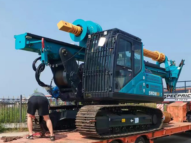 Фото №6: Роторная буровая установка SUNWARD SWDM60