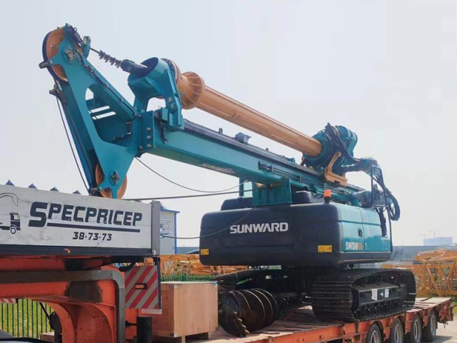 Фото №4: Роторная буровая установка SUNWARD SWDM60