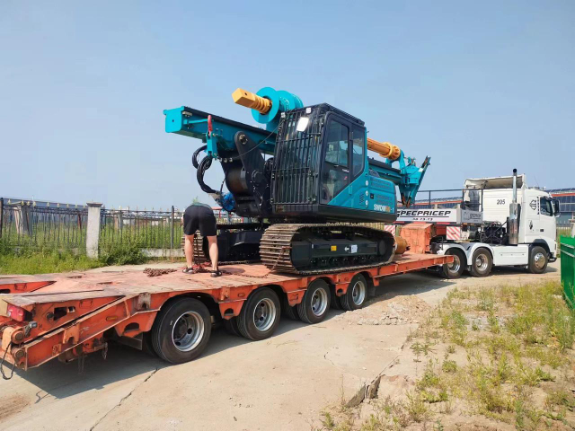 Фото №3: Роторная буровая установка SUNWARD SWDM60-1