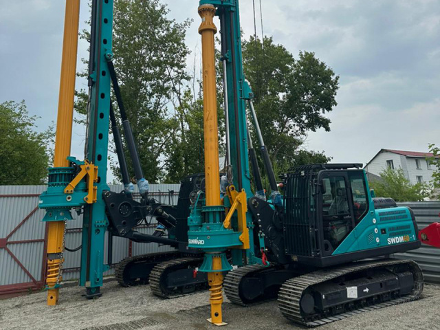 Фото №5: Роторная буровая установка SUNWARD SWDM60-1